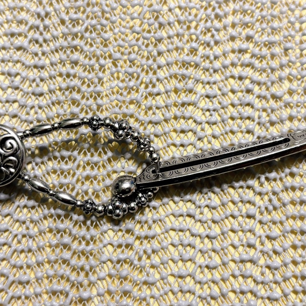 LILI ROSE SILVER HAIR CLIP - Picture 8 of 9